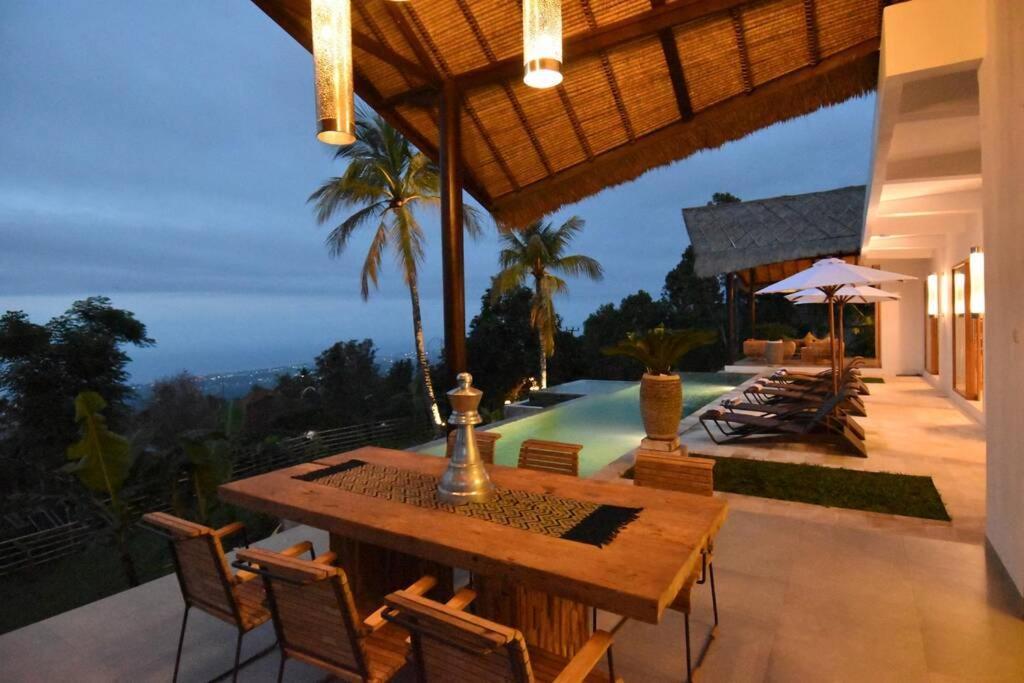 Bali Mimpi Luxurious Villa With Great Ocean Views! Ambengan Dış mekan fotoğraf